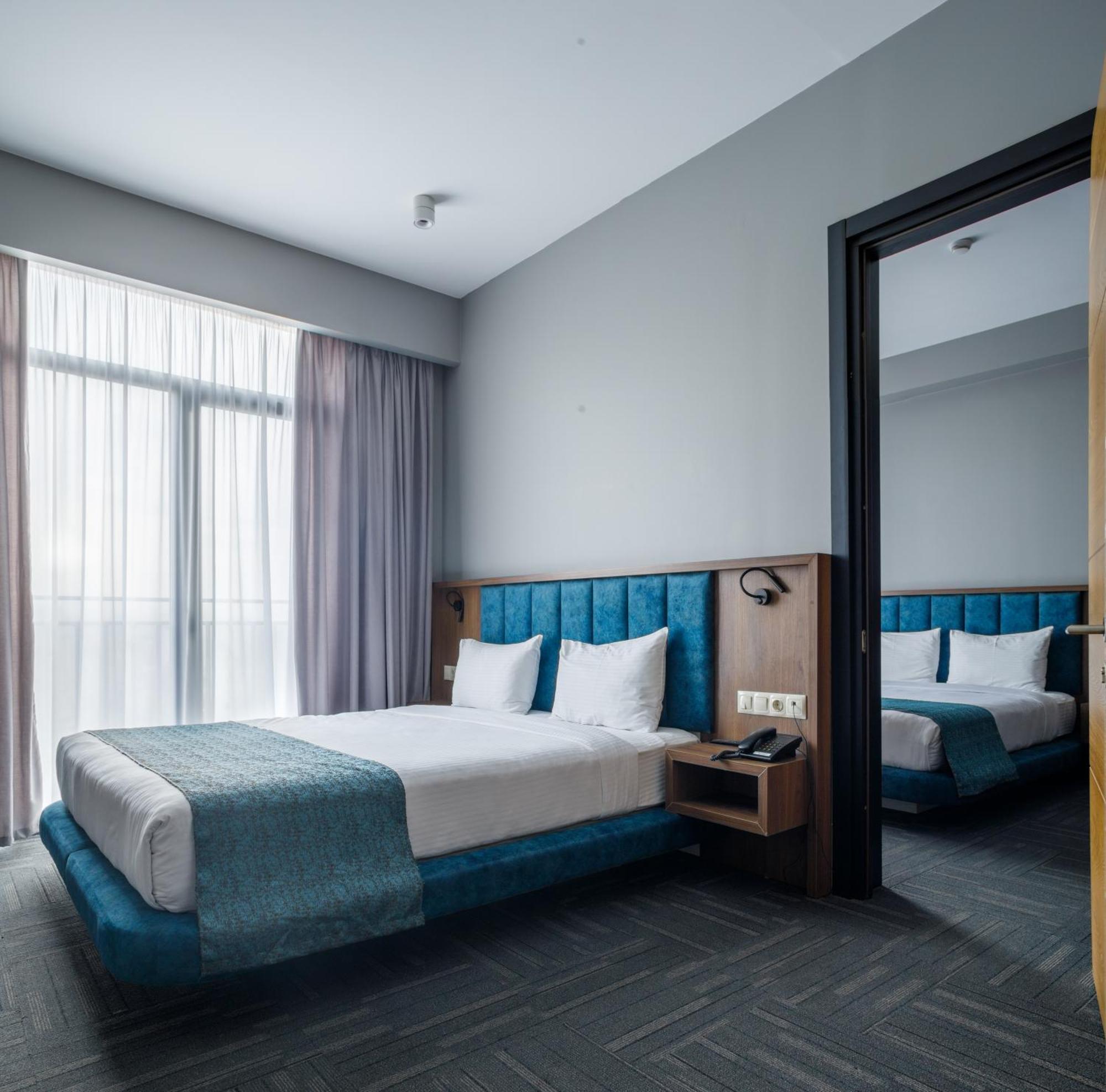 Address Inn Tbilisi Ngoại thất bức ảnh